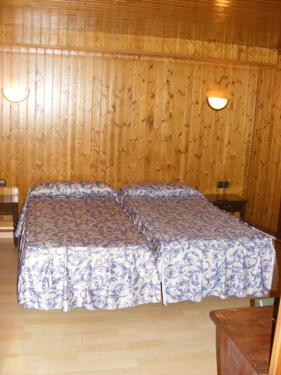 Hotel Europa Les Rom bilde