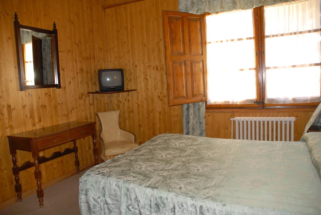 Hotel Europa Les Rom bilde